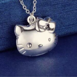 Hello Kitty Locket/Necklace